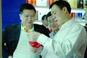 詩仙太白：抱團發展融入“金三角”(圖)