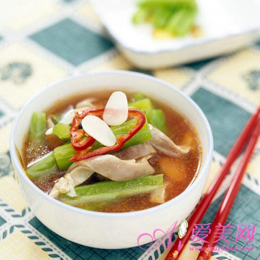 夏季上火吃苦瓜飲食幫你消暑氣