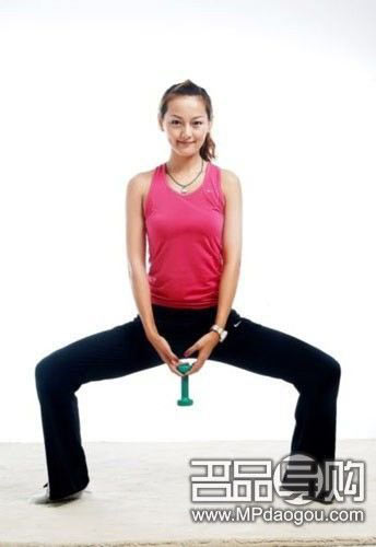 悠閑啞鈴操輕松塑造完美線條