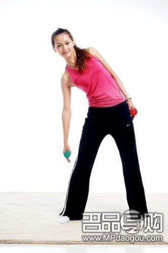 悠閑啞鈴操輕松塑造完美線條