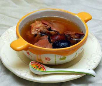 七款美容湯喝出水潤紅顏