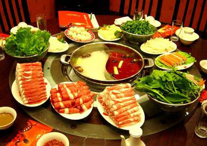 吃火鍋先涮肉好還是菜好？