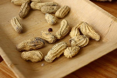 四類人不宜吃花生