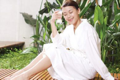 當心!這樣喝牛奶毀容又傷身