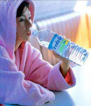 健康女人每天飲食“六個一”