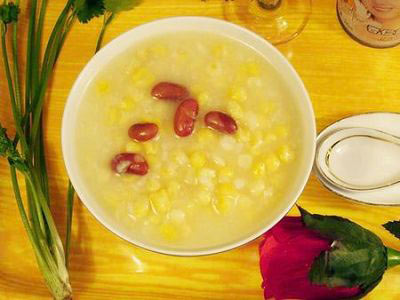 秋天早上喝粥最養(yǎng)人