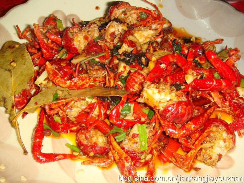 小龍蝦烹飪時間過短易致中毒