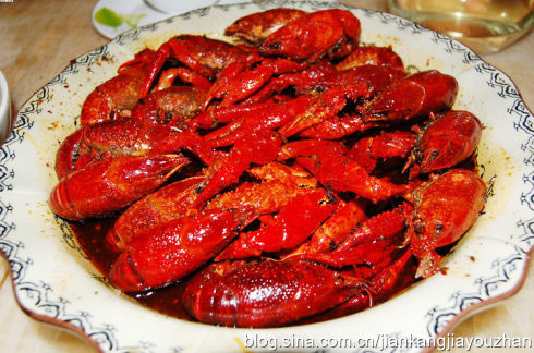 小龍蝦烹飪時間過短易致中毒