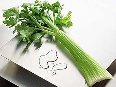 吃芹菜美白又減肥(圖)