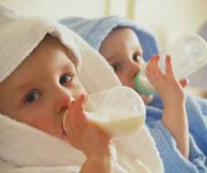 如何給寶寶選擇安全的奶粉