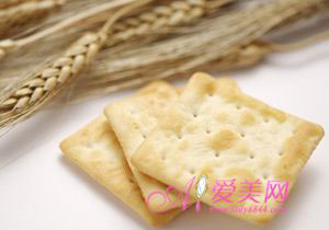 久對電腦易上火 電腦族六個祛火保健方