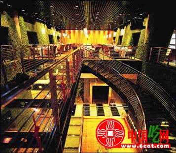 餐飲業競爭白熱化  營銷方式五花八門