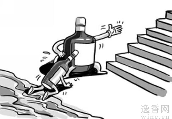 記者近日獲悉，張裕即將推出三大高端酒莊酒，以此來加強張裕的酒莊酒體系。作為國內葡萄酒行業的領袖企業，張裕的這一舉措，無疑給相對低迷的市場帶來信心和希望。