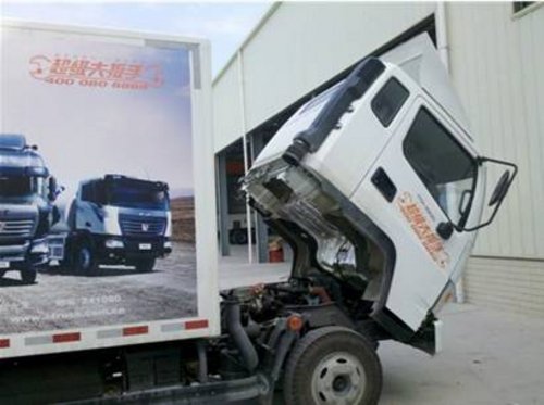 開瑞綠卡受到重卡4S店的青睞