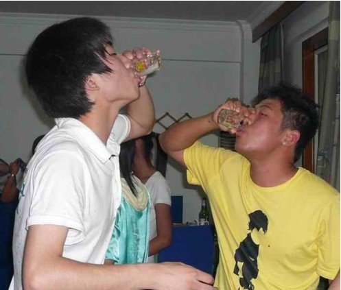 調查稱廈門7成未成年人喝過酒 好奇是重要原因