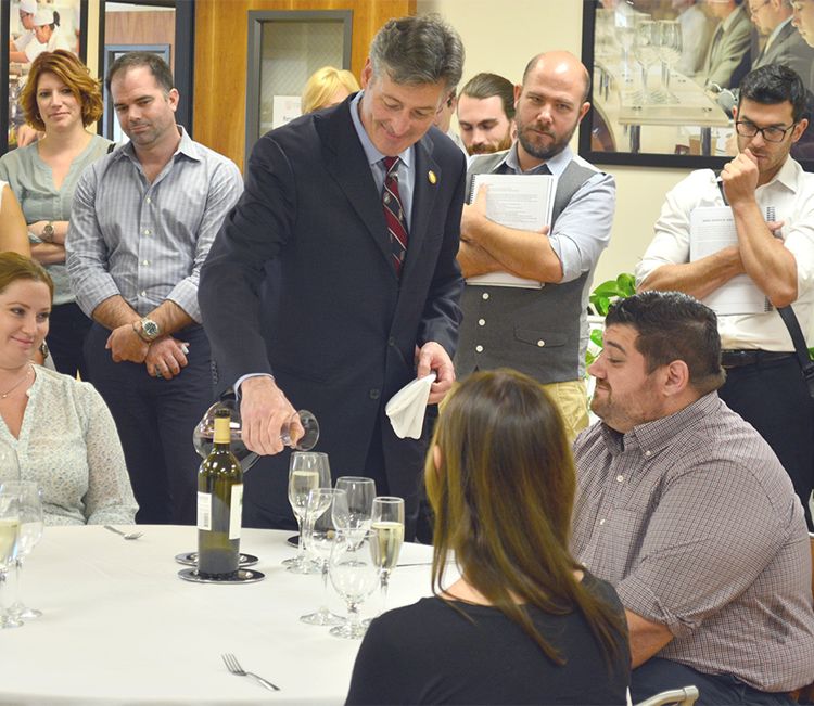 侍酒師大師和葡萄酒大師有什么差別？