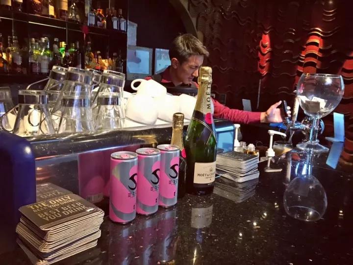 1510540357.jpg 4.jpg