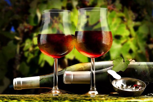 冬季喝葡萄酒的好處