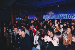 ABSOLUT絕對伏特加#百城絕對夜計劃#100種不一樣的跨年玩法