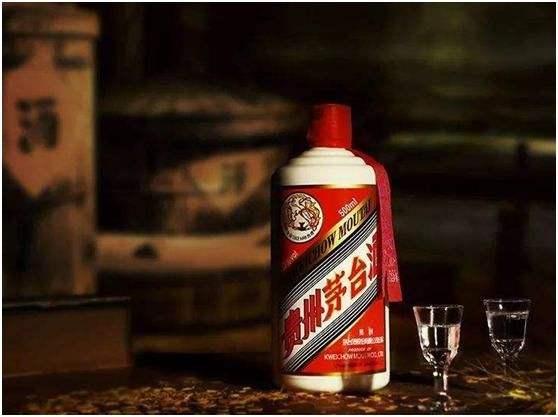 茅臺酒單瓶價飆升至2400元 到底誰在買？