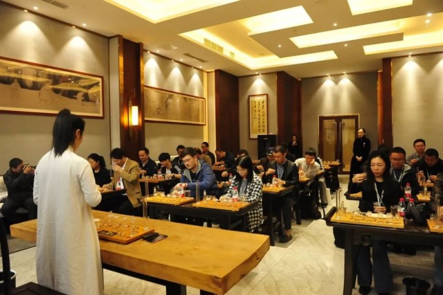 全國主流媒體走進瀘州老窖，訪國寶窖池，看川酒振興新風貌