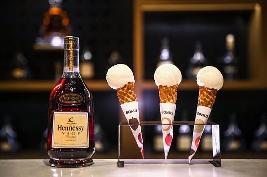 亞洲排名前50的SPEAK LOW酒吧為“解碼軒尼詩”出品多款干邑雞尾酒特調(diào)