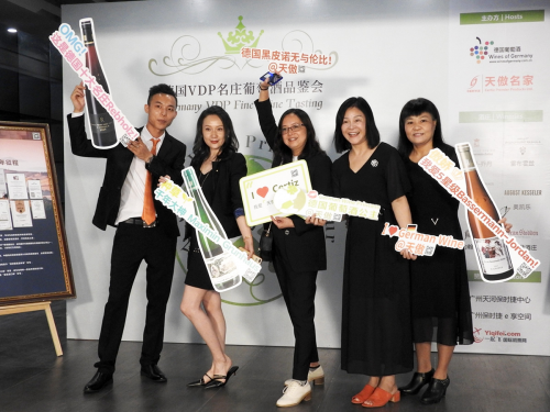 點(diǎn)擊瀏覽下一張 點(diǎn)擊瀏覽下一張