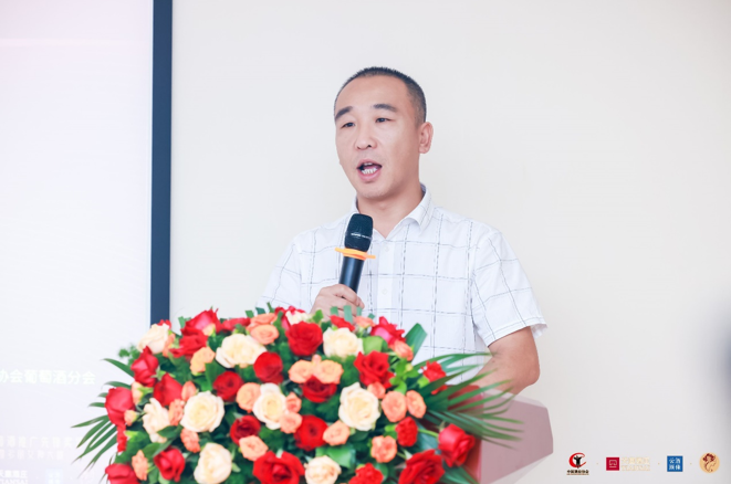 圖說：中國酒業協會葡萄酒分會秘書長火興三 