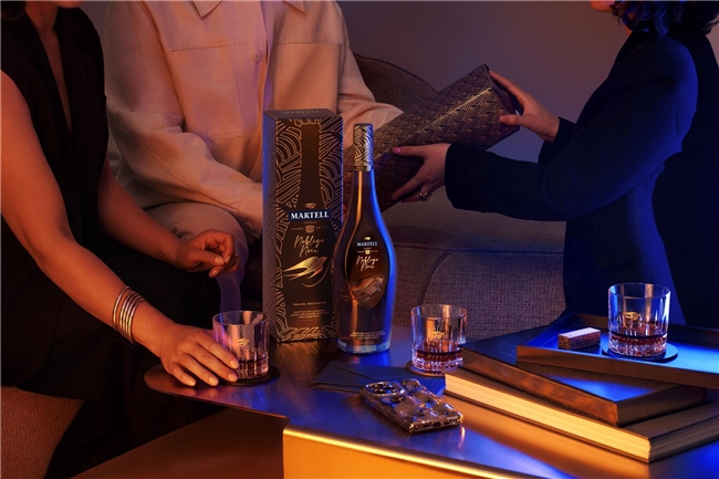 馬爹利名士黑耀 以濃郁煙熏風味獻予旅行家獨特味覺體驗