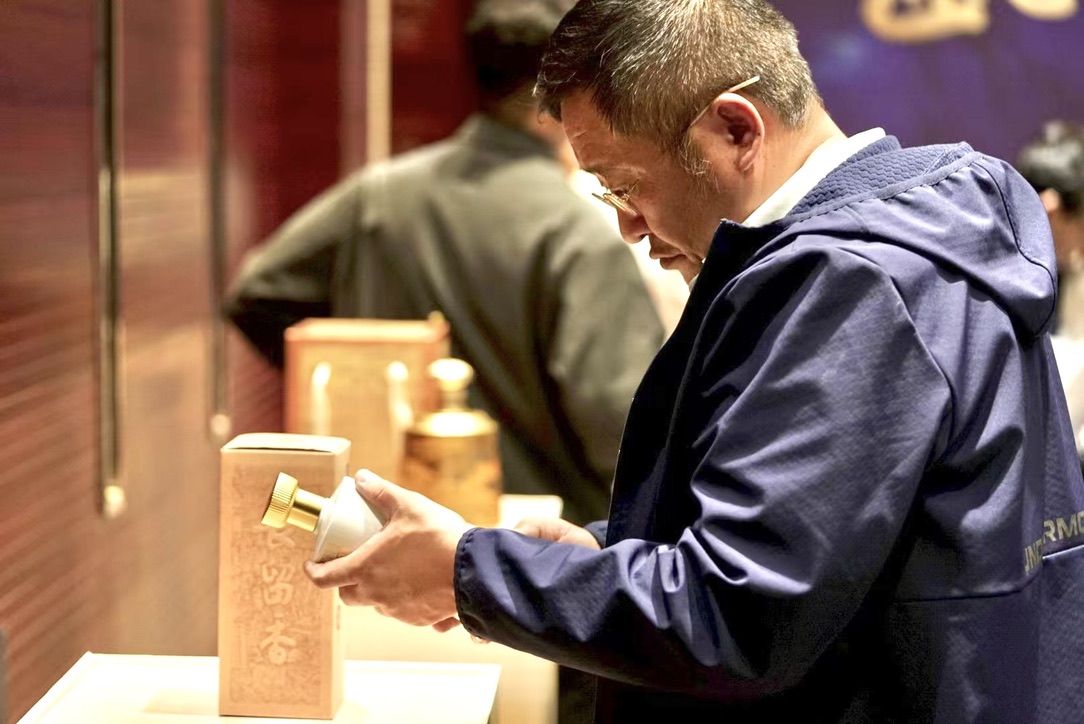 產品為王品質優先，長留香榮獲白酒行業官方高度認可